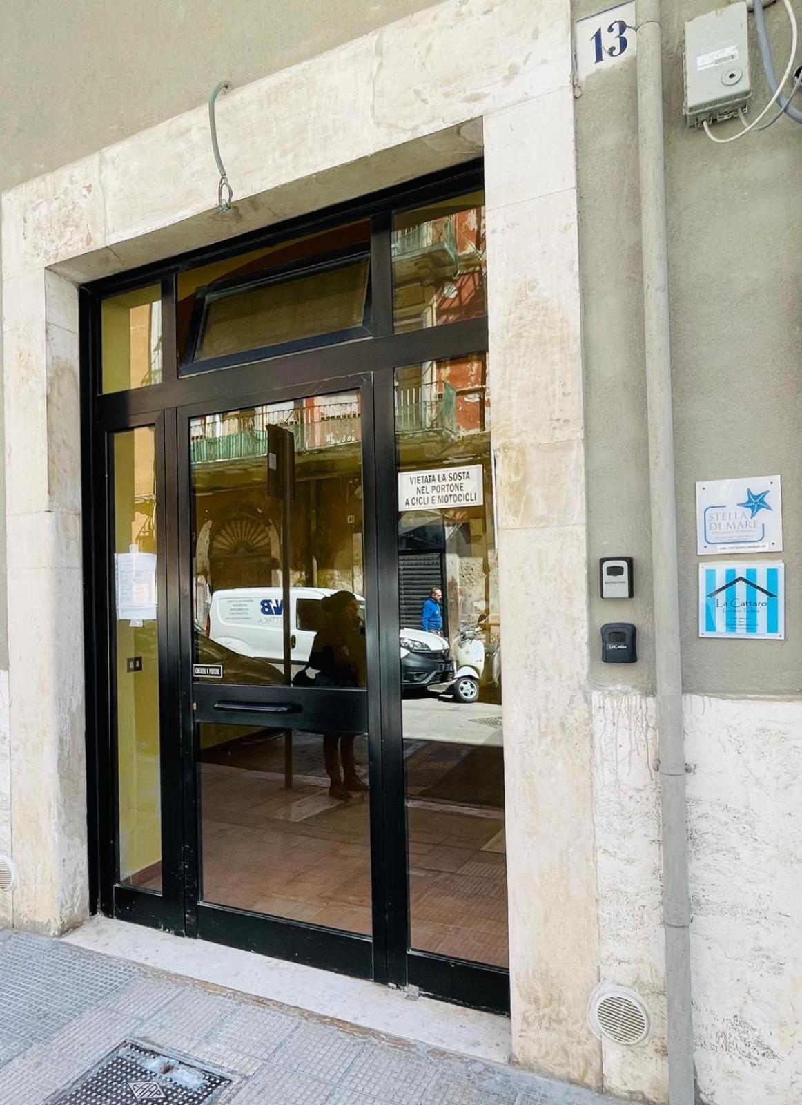 La Cattaro Villa Bari Exterior photo